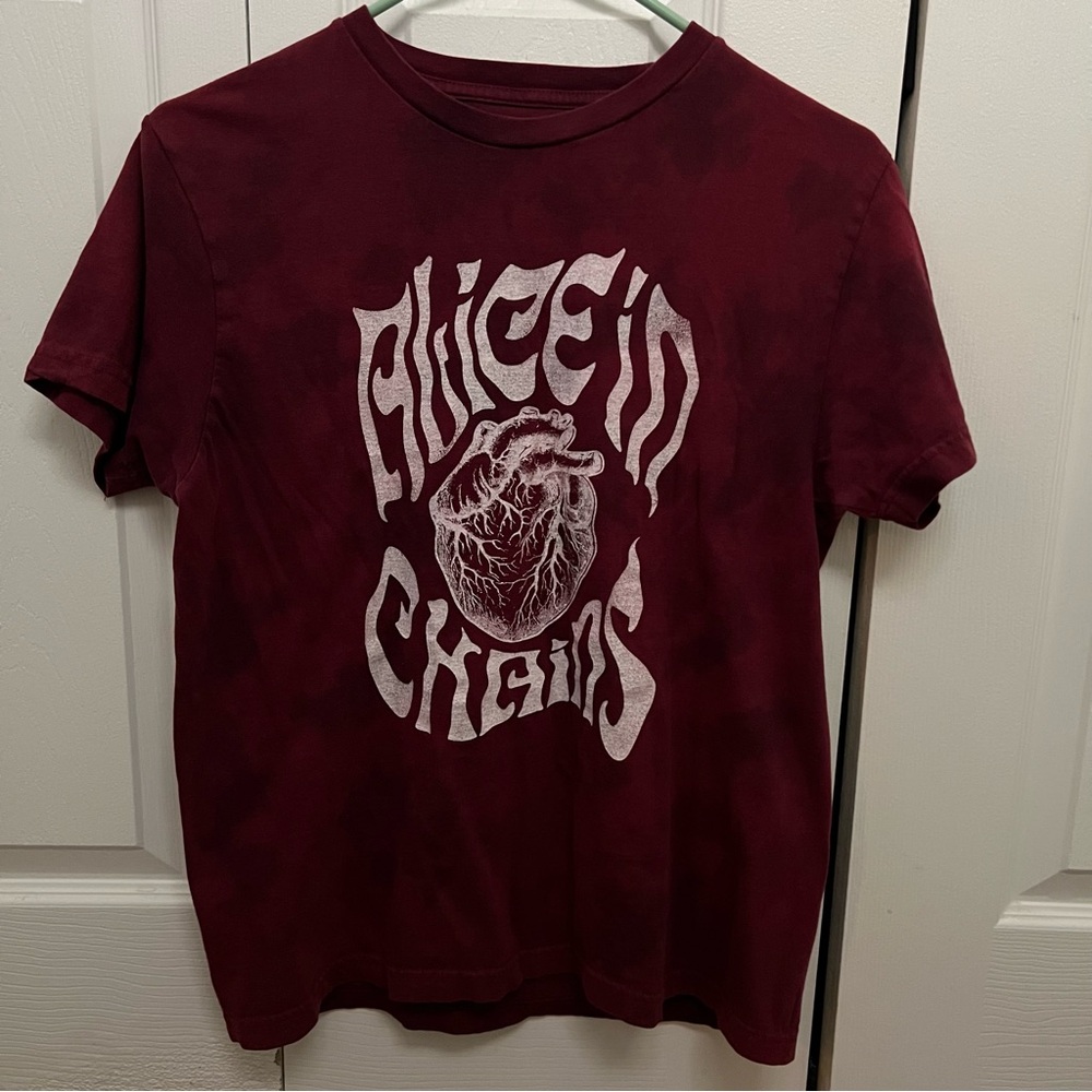 Alice In Chains Red Transplant Heart Men’s Short Sleeve T-shirt Size Small